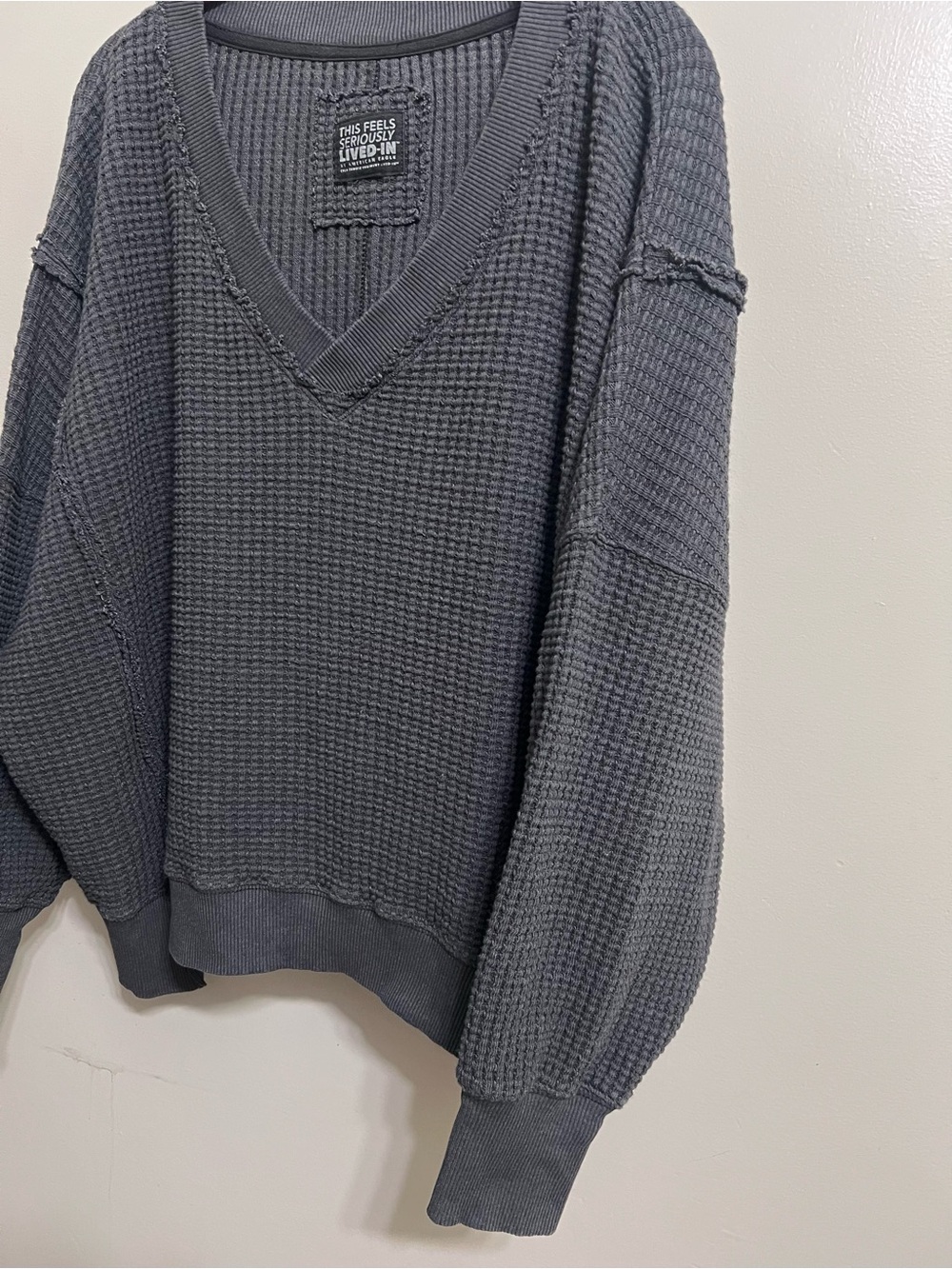 American Eagle Oversized Big Hug Waffle Sweatshirt XL V Neck Slouchy Distressed - Picture 10 of 13